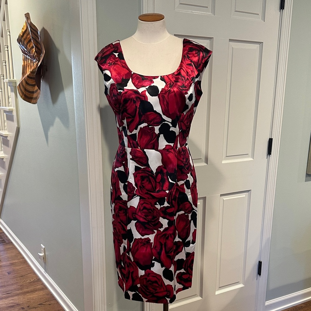 EUC Joseph Ribkoff Elegant Red Roses Floral Satin Cocktail Dress Sz 10